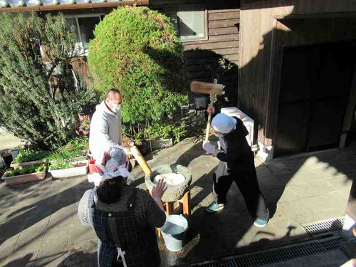 12月餅つき