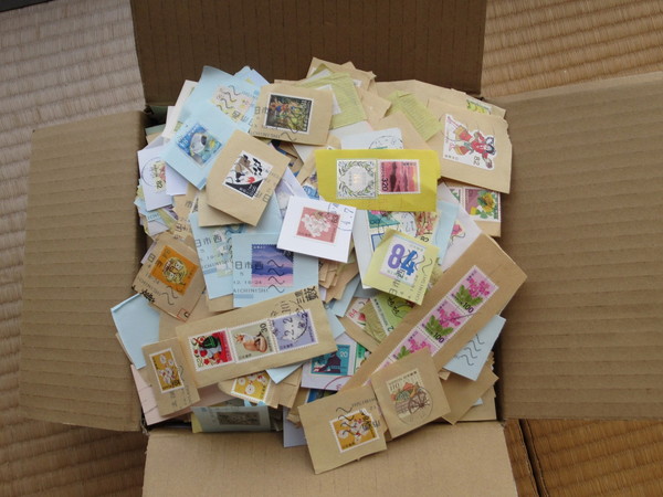 東正寺で集めた使用済み切手